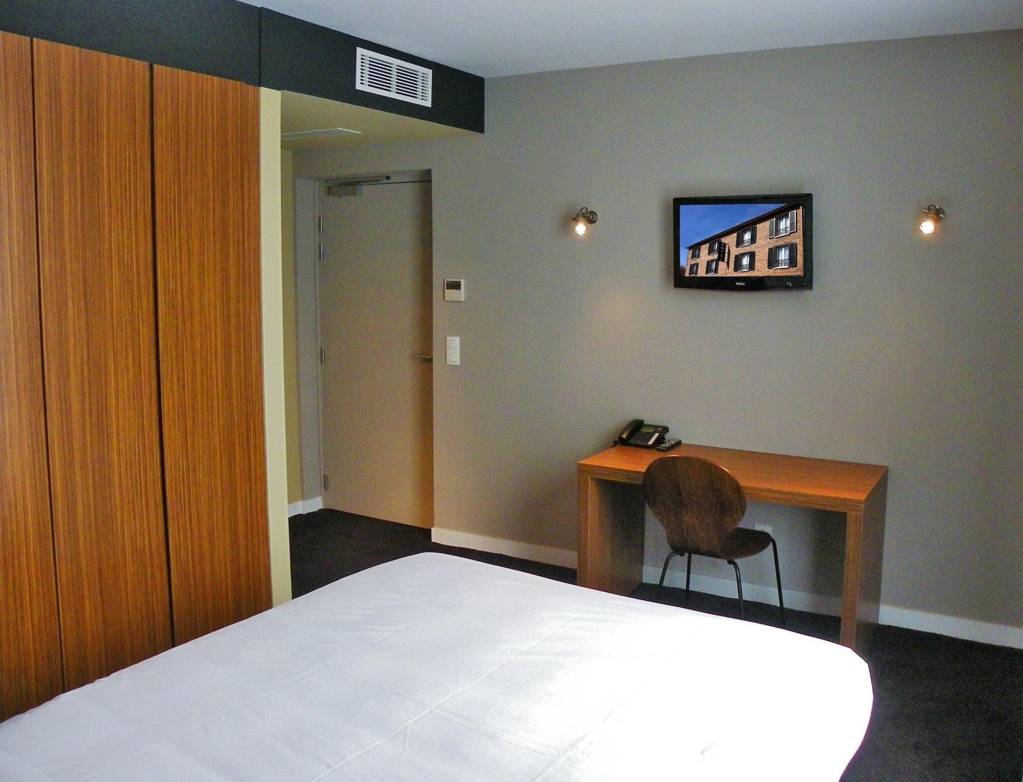 Hotel Les Terres Blanches Chatou Exterior foto